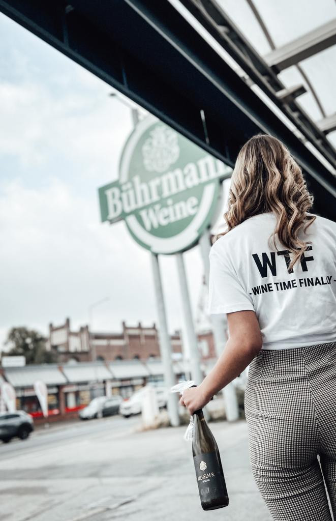 Bührmann Weine T-Shirt weiss Wine Time Finally